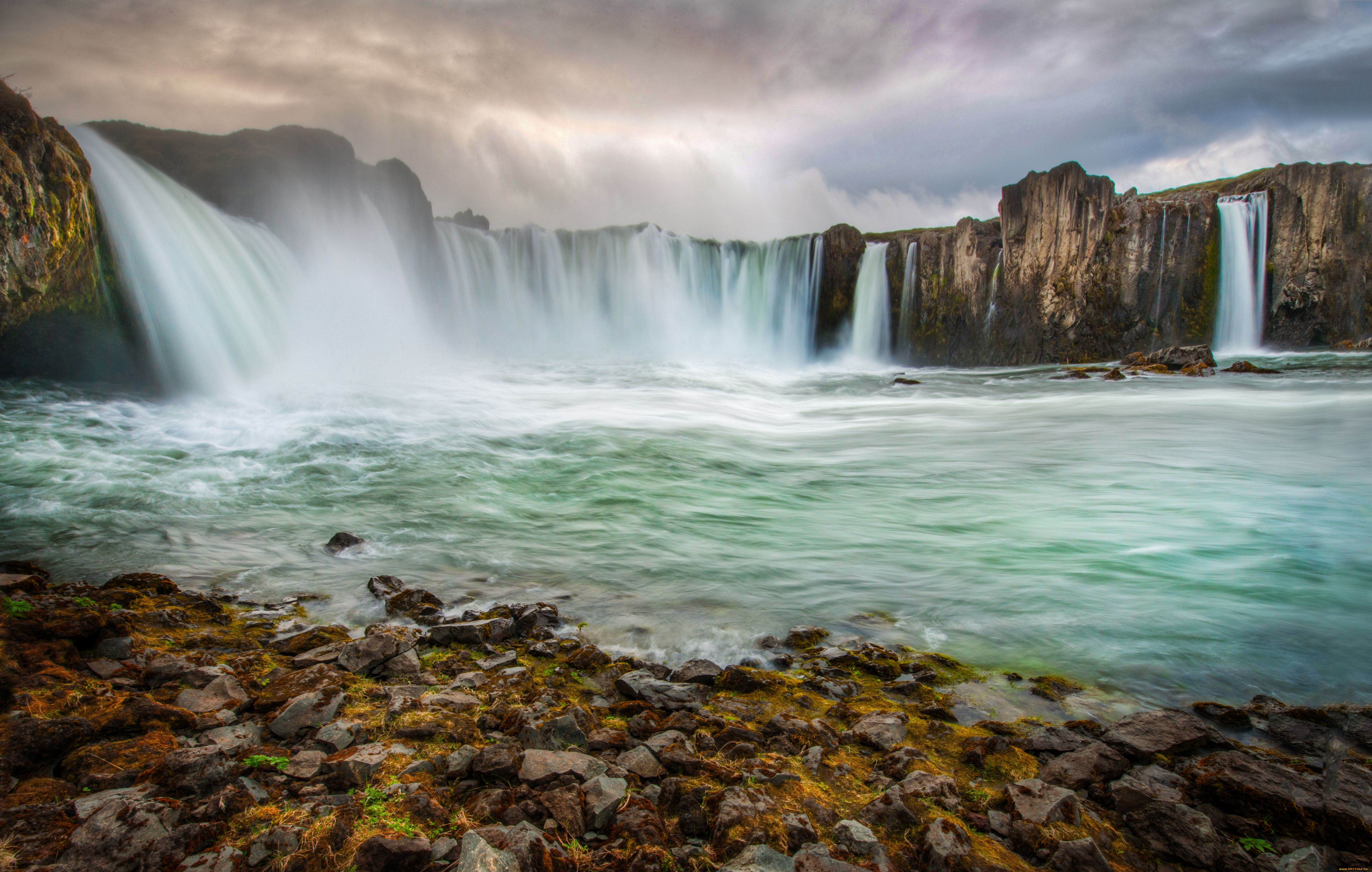 Водопад картинка на рабочий стол. Водопад Годафосс, Исландия. Хайфорс водопад. Водопад Нгалиема. Оазис Хавасу, Аризона, США.